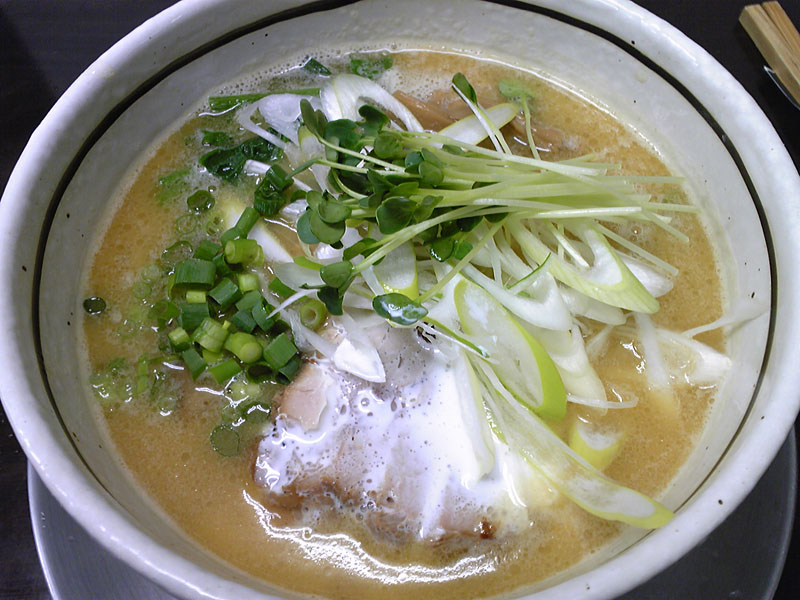 E・Y竹末　「二代目中華そば」