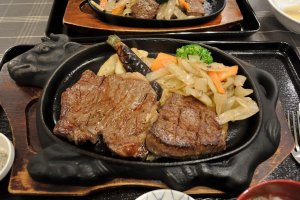 栃木和牛のステーキ