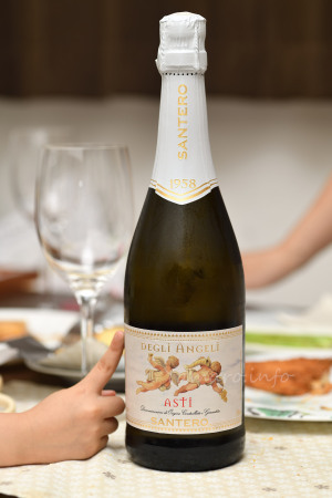 DEGLI ANGELI SANTERO Asti Spumante Sparkling Wine